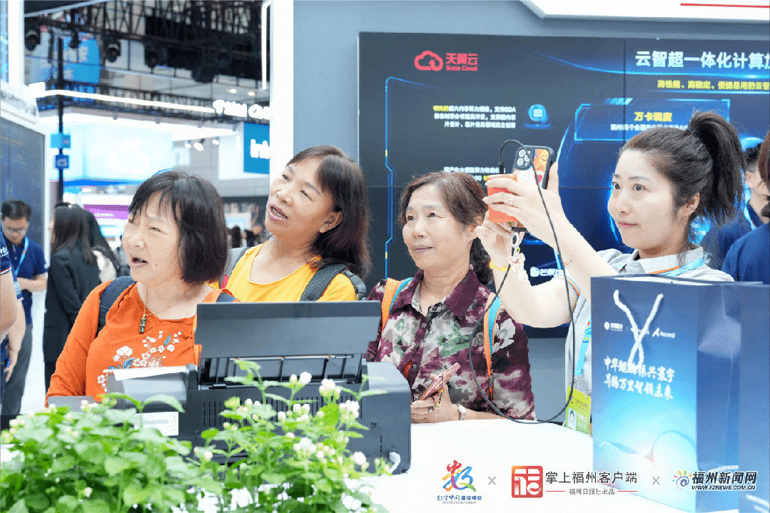 1716858844491028.gif 640.gif